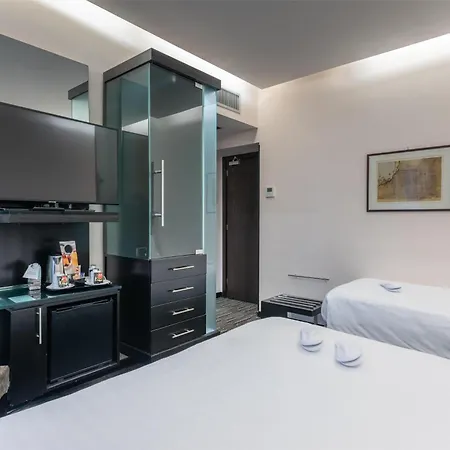 Hotel Western Universo Rome